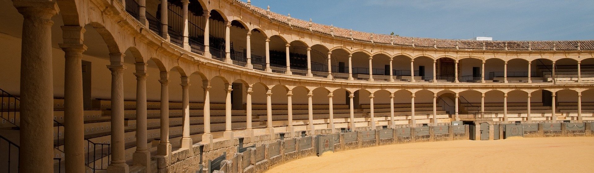 spaintouristbrochures.com